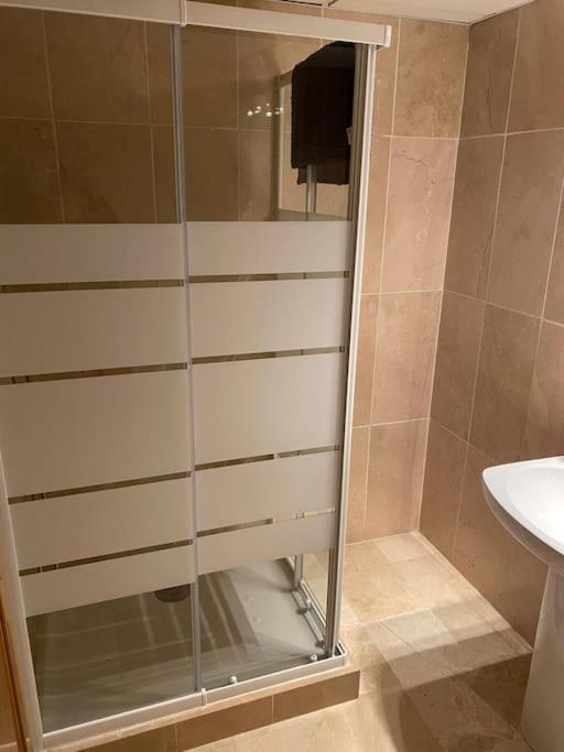 Central Estepona 3 Bed Apt With Pool And Parking Buitenkant foto