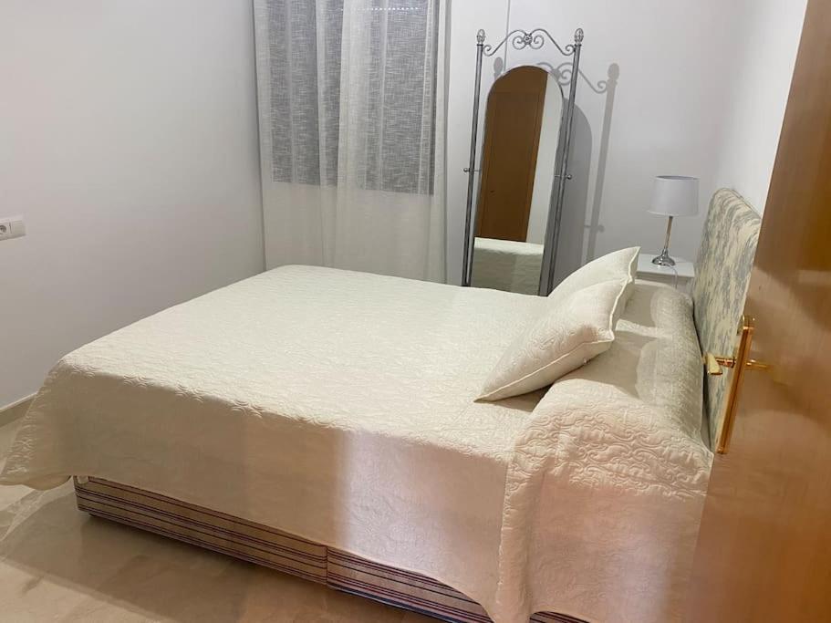 Central Estepona 3 Bed Apt With Pool And Parking Buitenkant foto