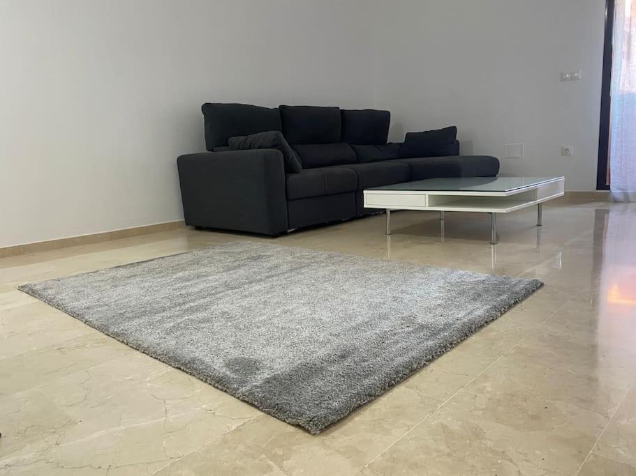 Central Estepona 3 Bed Apt With Pool And Parking Buitenkant foto