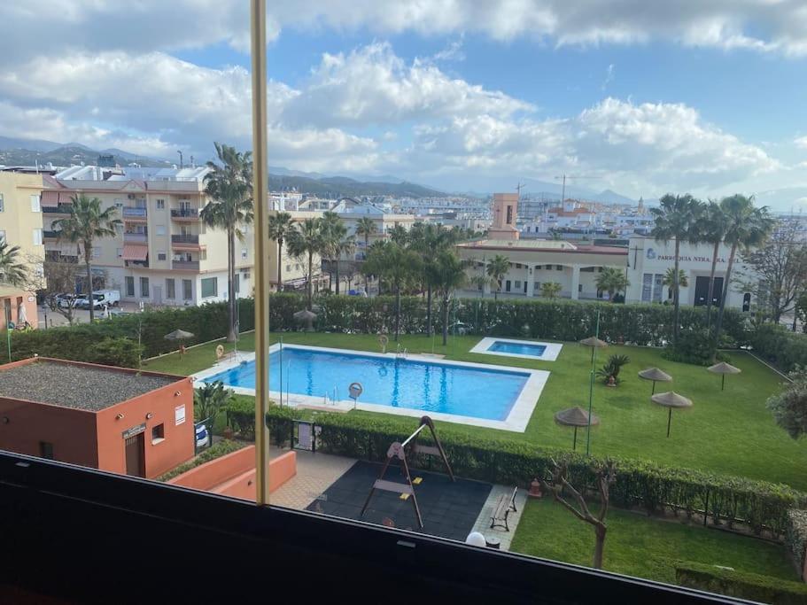 Central Estepona 3 Bed Apt With Pool And Parking Buitenkant foto